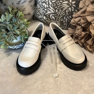 NEW Wild Fabel White Platform Chunky Lug Sole Loafers Sz 7.5